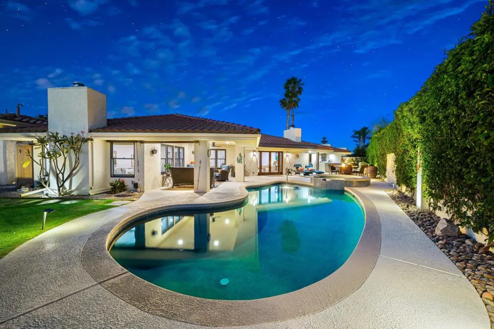 45385 Taos Indian Wells, CA 92210