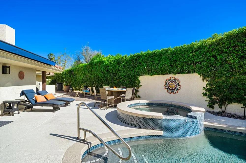 45385 Taos Indian Wells, CA 92210