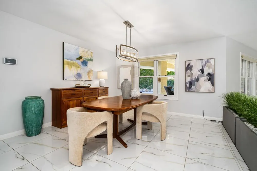 45385 Taos Indian Wells, CA 92210