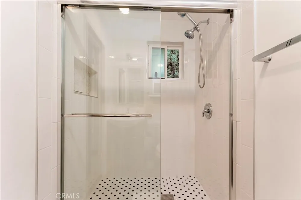 2423 San Pasqual Pasadena, CA 91107