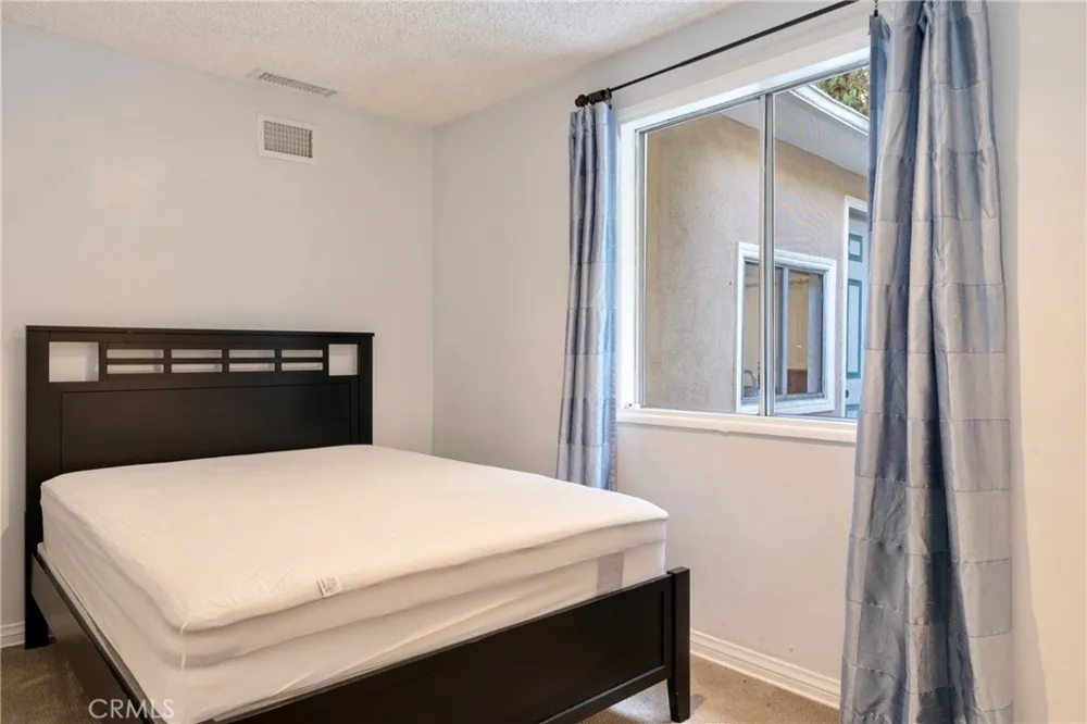 2423 San Pasqual Pasadena, CA 91107