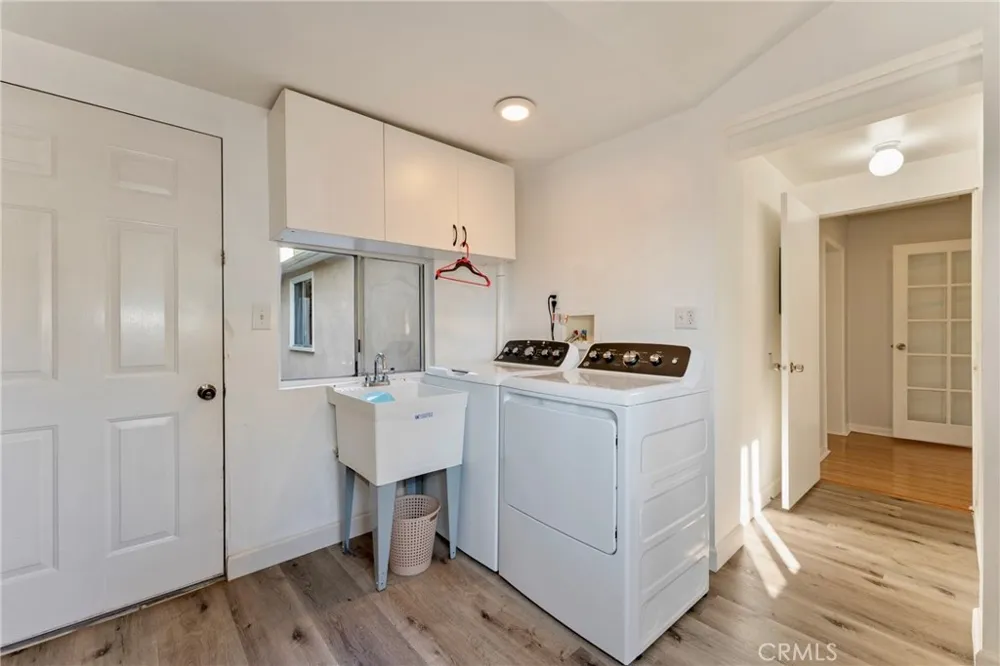 2423 San Pasqual Pasadena, CA 91107