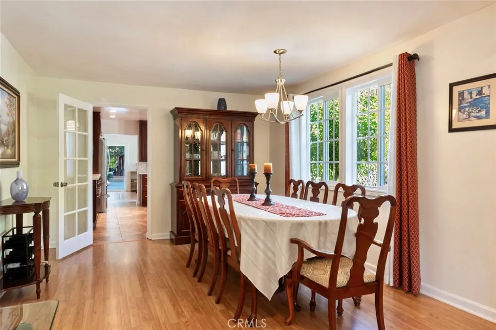 2423 San Pasqual Pasadena, CA 91107