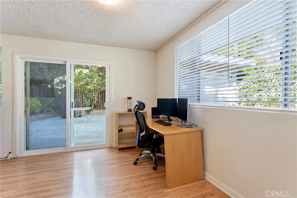 2423 San Pasqual Pasadena, CA 91107