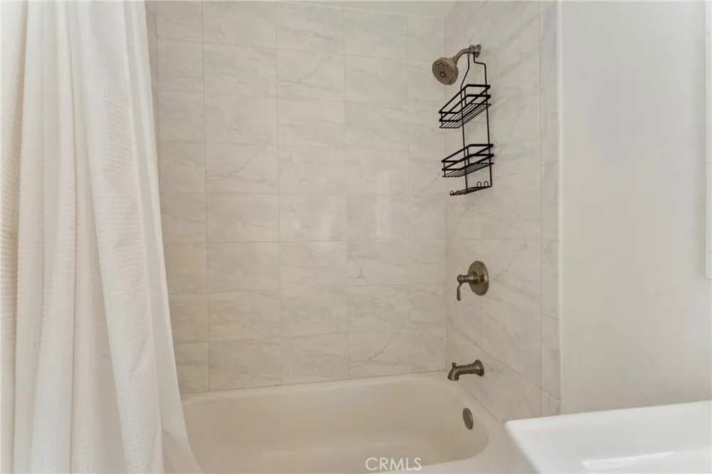 2423 San Pasqual Pasadena, CA 91107