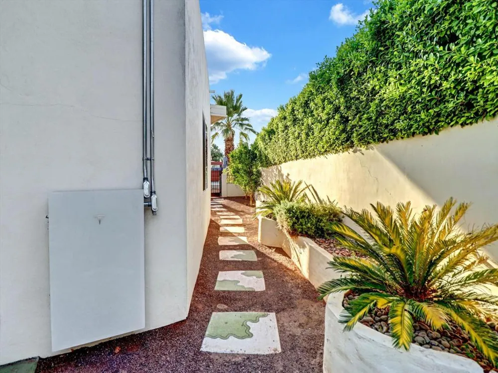 74775 Del Coronado Drive Palm Desert, CA 92260