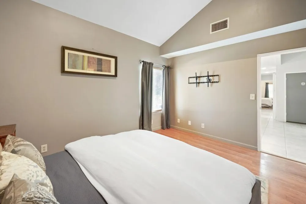 48255 Monroe Street #24 Indio, CA 92201