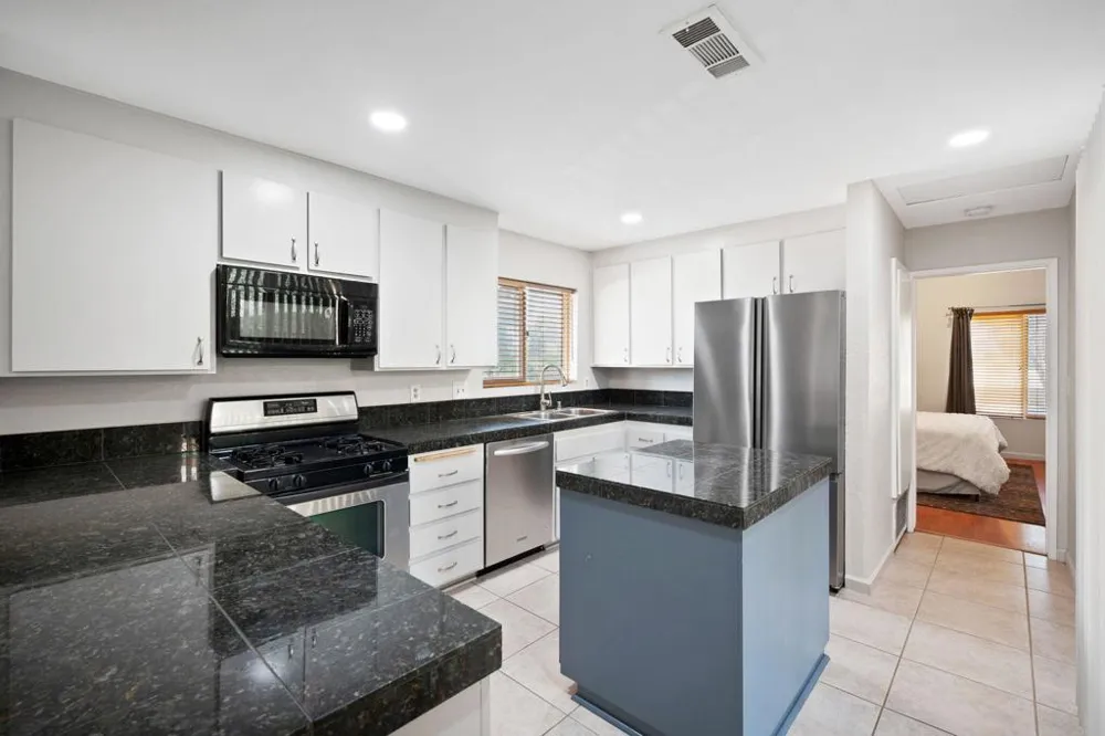 48255 Monroe Street #24 Indio, CA 92201