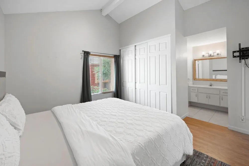48255 Monroe Street #24 Indio, CA 92201
