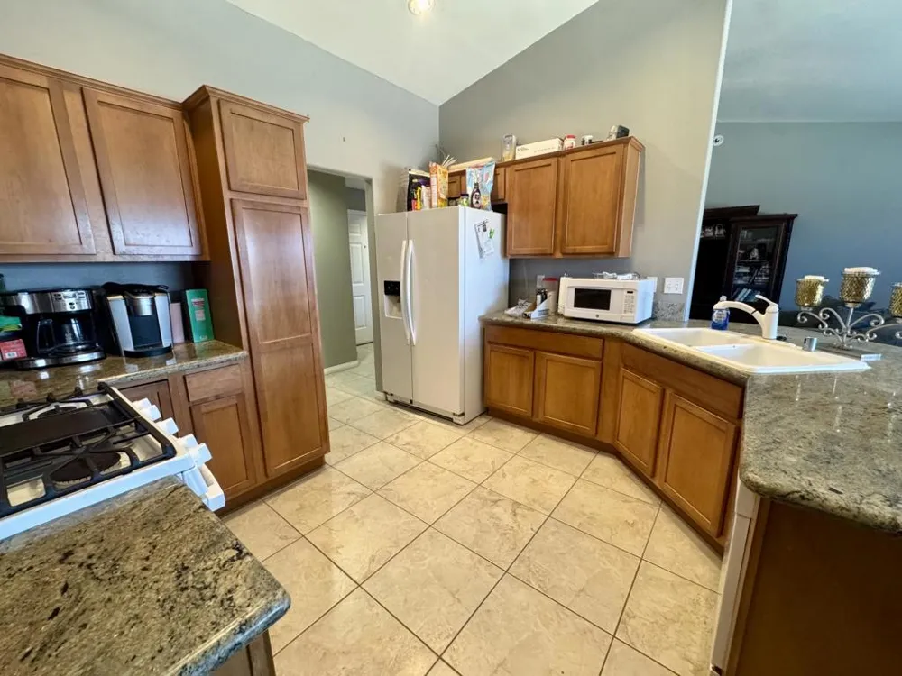 1519 Black Sea Avenue Thermal, CA 92274