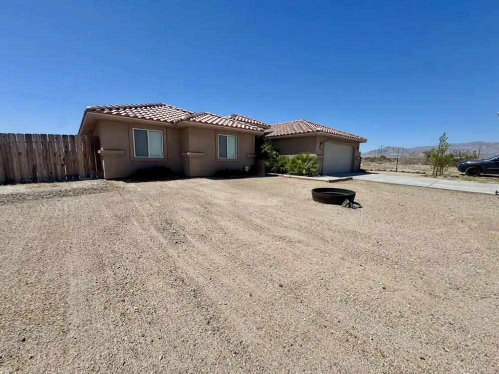 1519 Black Sea Avenue Thermal, CA 92274