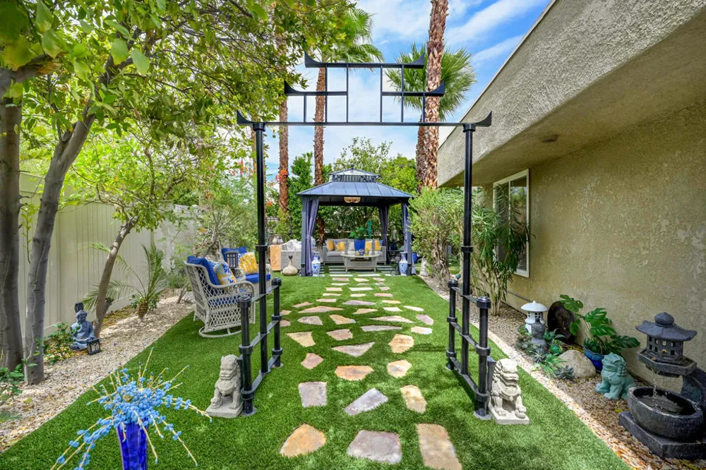 1548 Sunflower Court Palm Springs, CA 92262