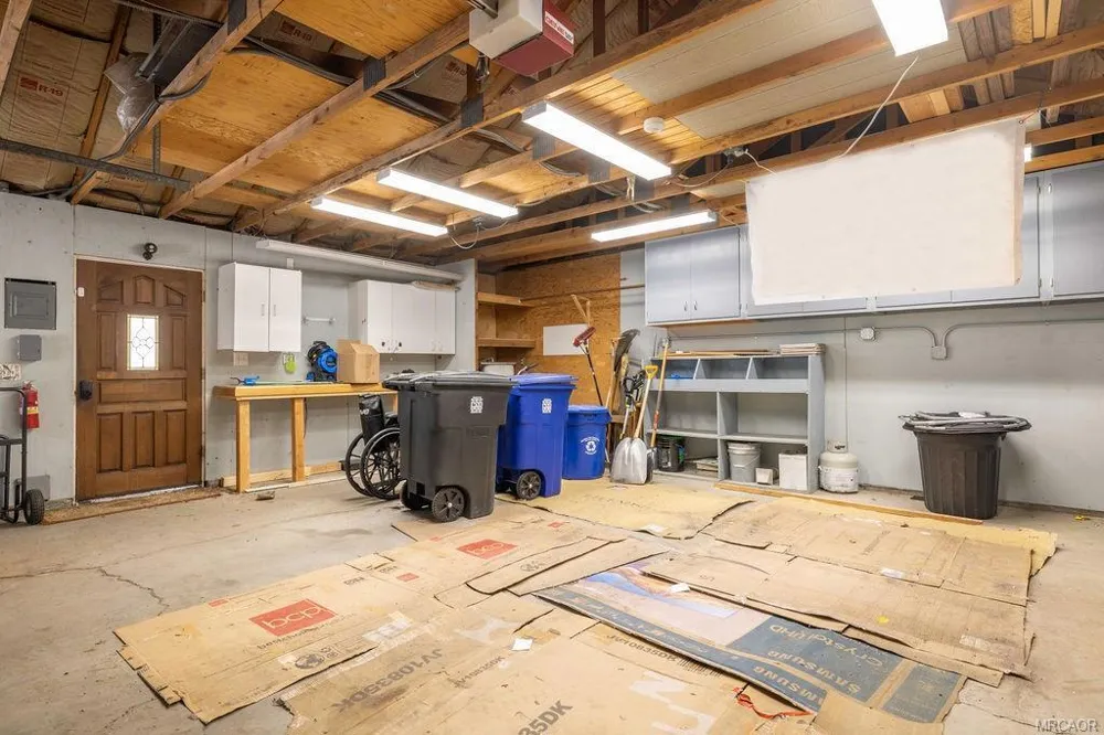 525 Bernhardt Lane Big Bear, CA 92314