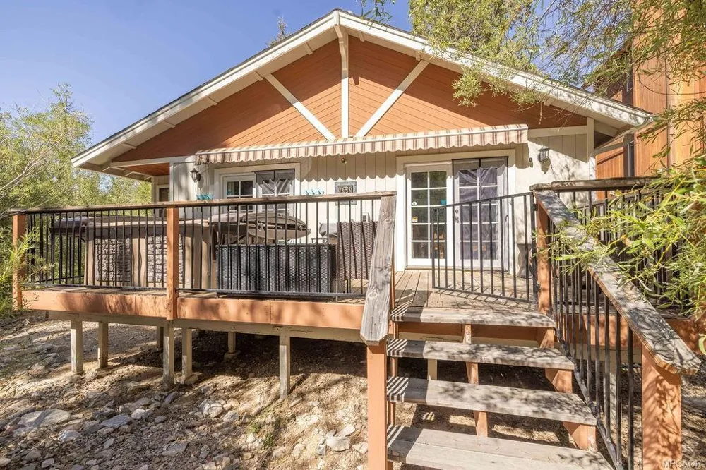 525 Bernhardt Lane Big Bear, CA 92314