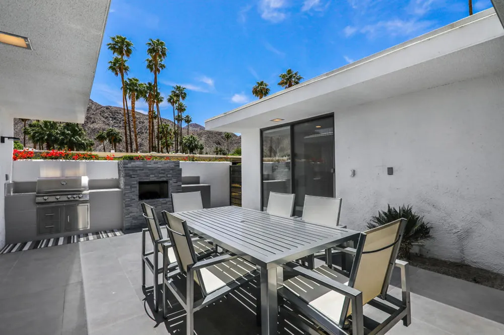 76770 Lark Drive Indian Wells, CA 92210