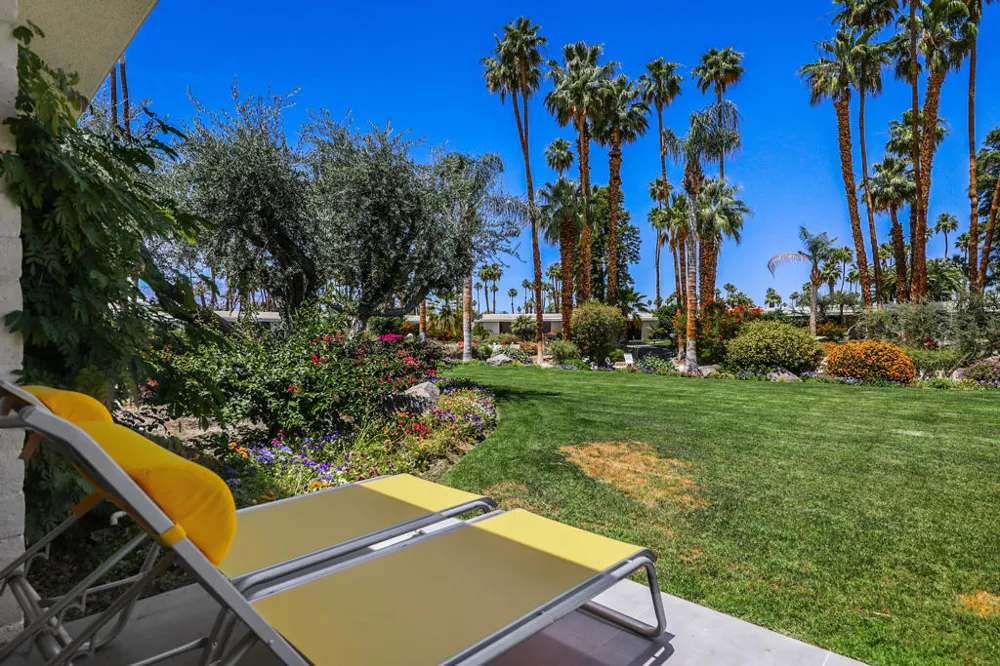 76770 Lark Drive Indian Wells, CA 92210
