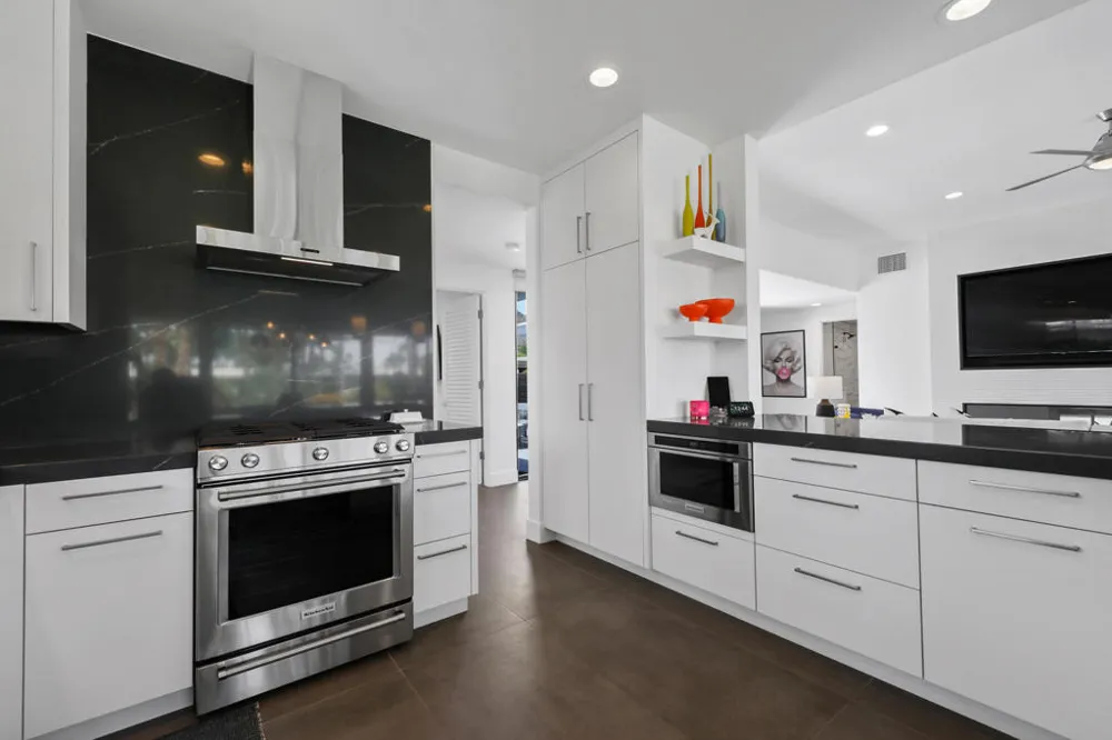 76770 Lark Drive Indian Wells, CA 92210