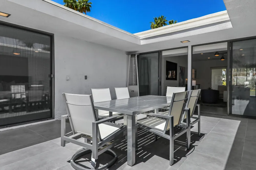 76770 Lark Drive Indian Wells, CA 92210