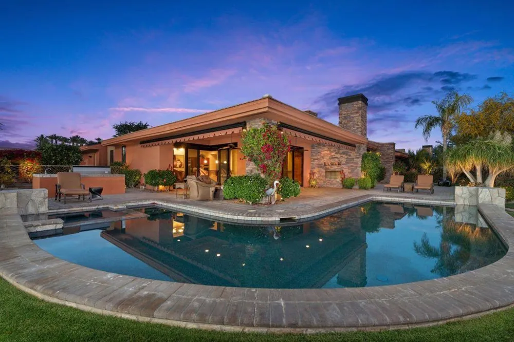 50220 Via Puente La Quinta, CA 92253