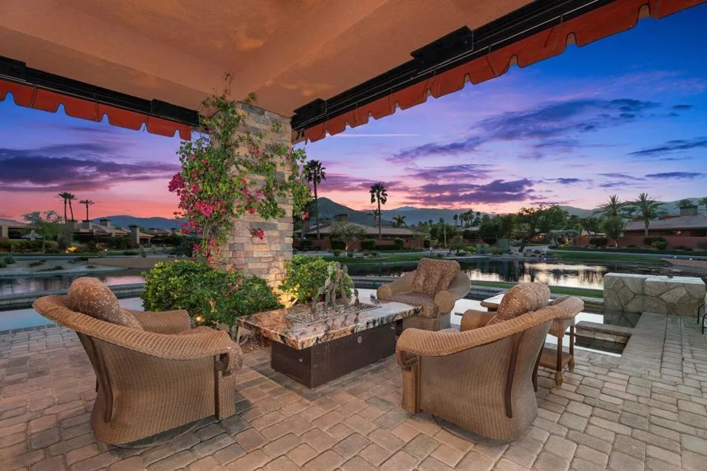 50220 Via Puente La Quinta, CA 92253