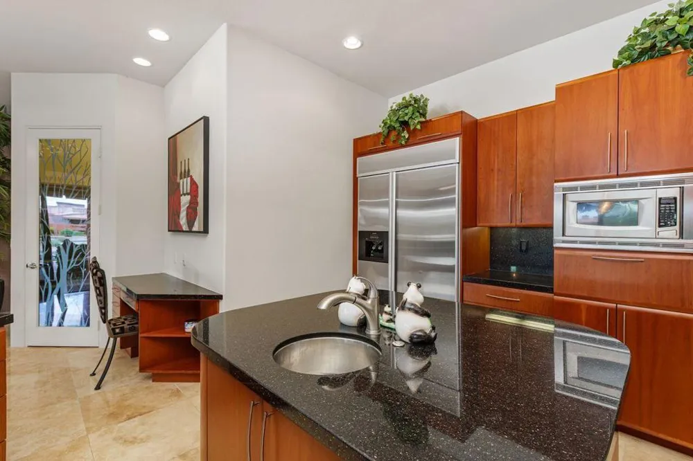 50220 Via Puente La Quinta, CA 92253