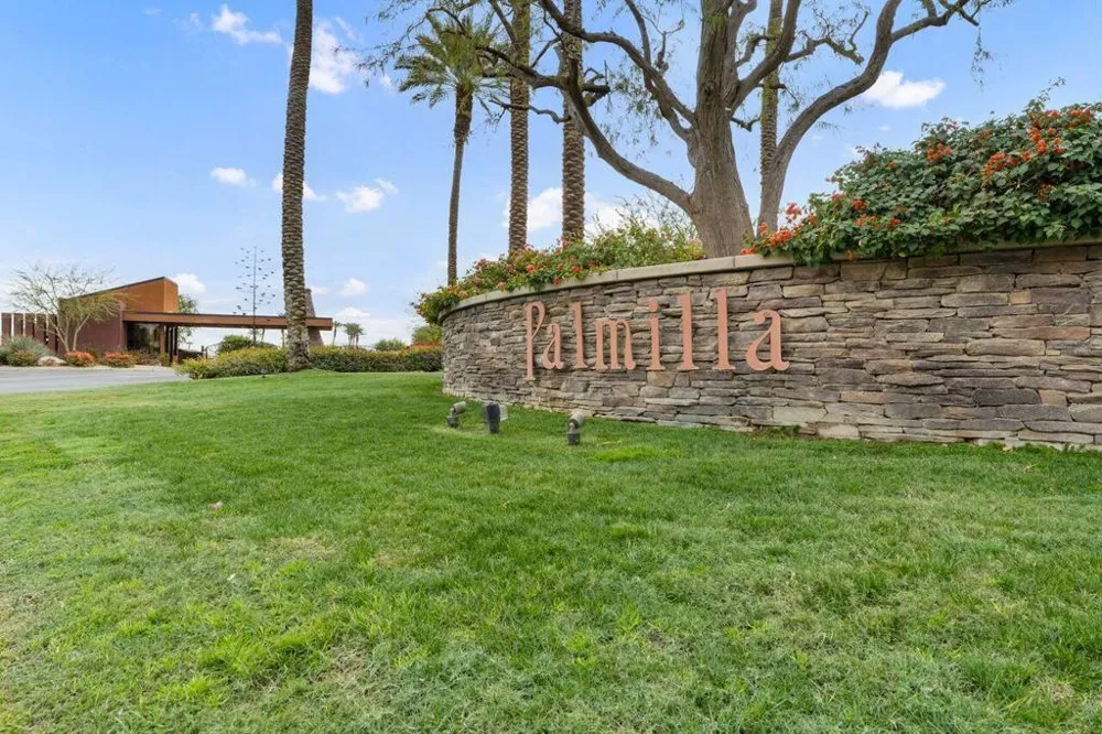50220 Via Puente La Quinta, CA 92253