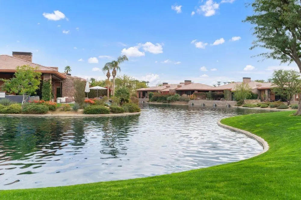50220 Via Puente La Quinta, CA 92253