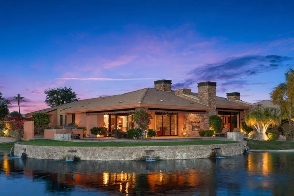 50220 Via Puente La Quinta, CA 92253