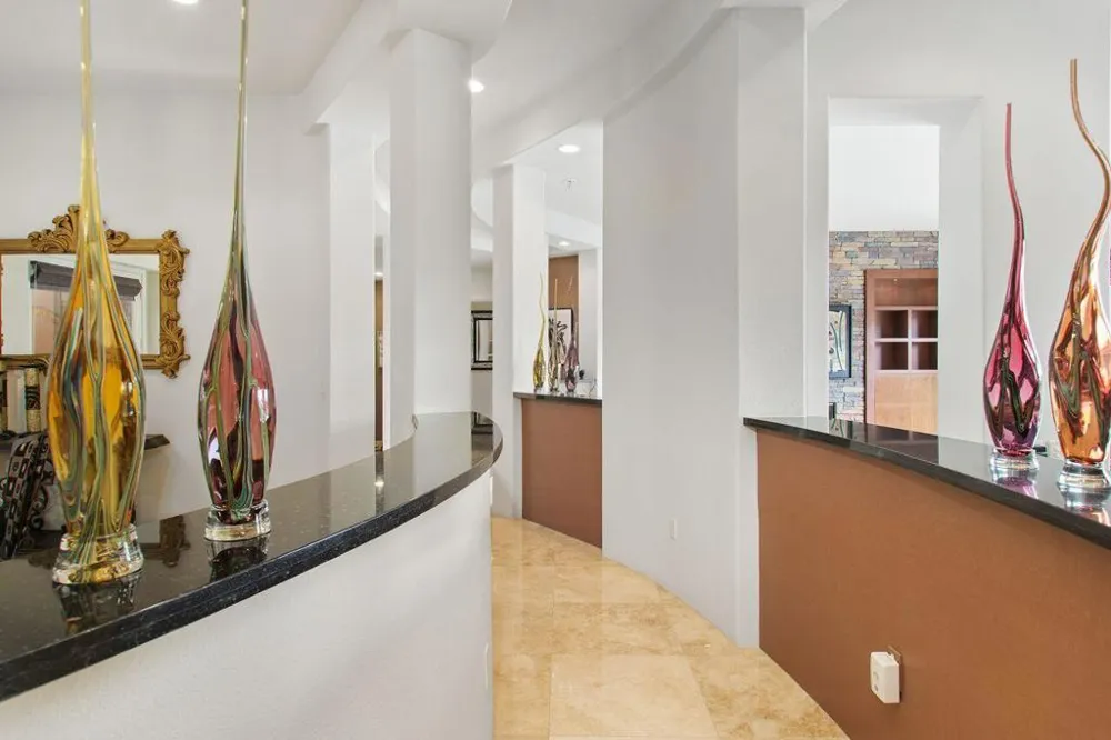 50220 Via Puente La Quinta, CA 92253