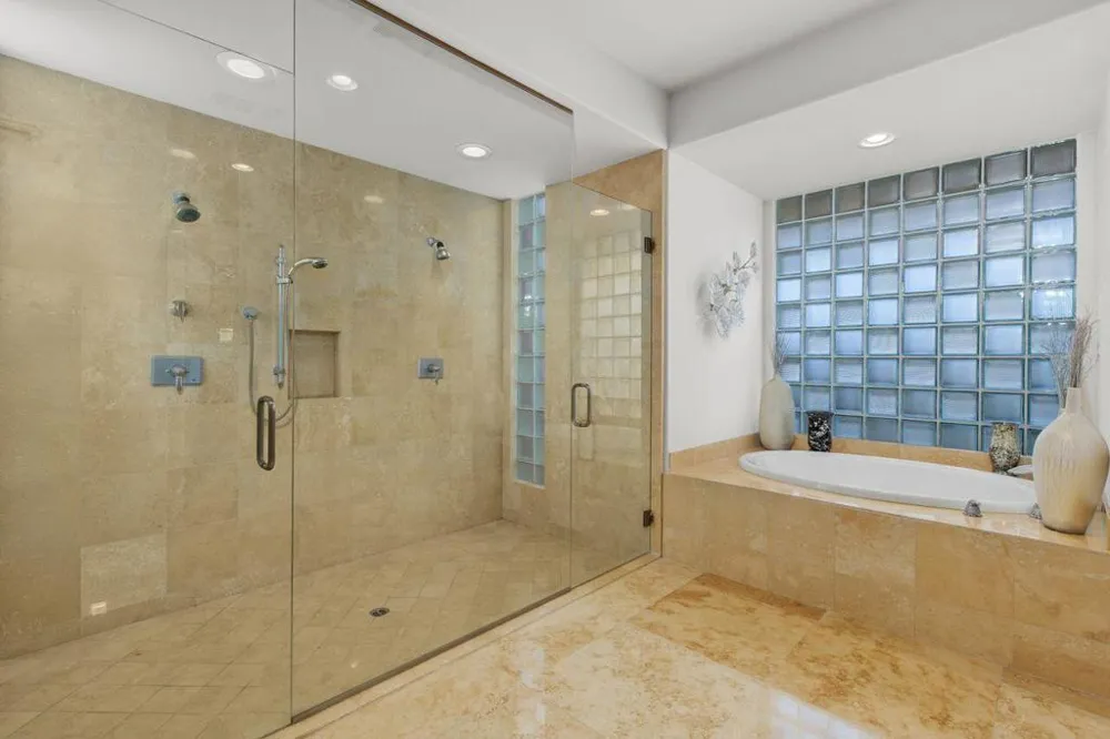 50220 Via Puente La Quinta, CA 92253