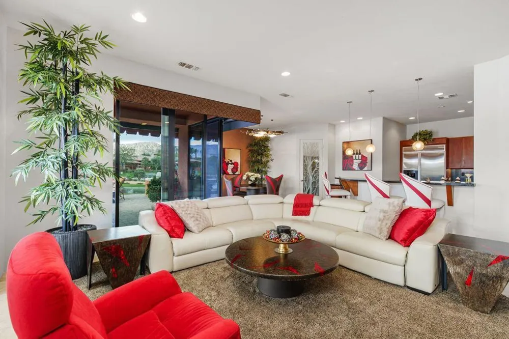 50220 Via Puente La Quinta, CA 92253