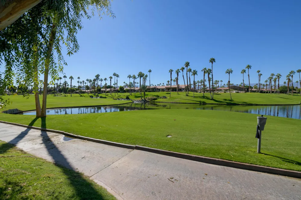 38118 Zinnia Lane E Palm Desert, CA 92211