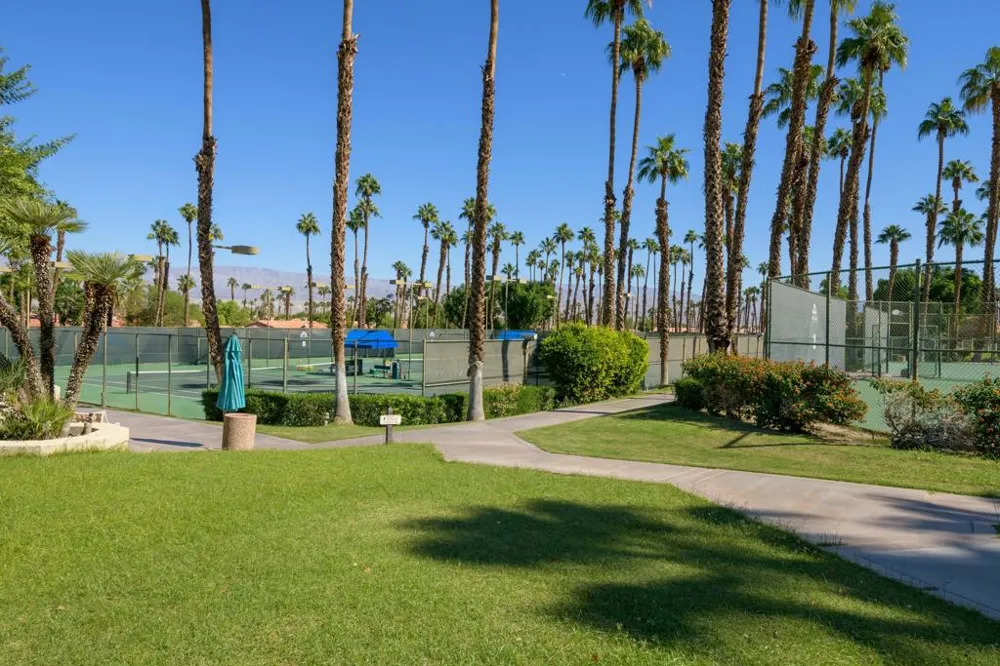 38118 Zinnia Lane E Palm Desert, CA 92211