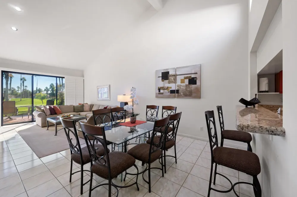38118 Zinnia Lane E Palm Desert, CA 92211