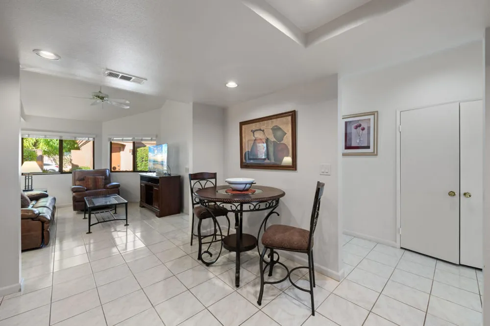 38118 Zinnia Lane E Palm Desert, CA 92211