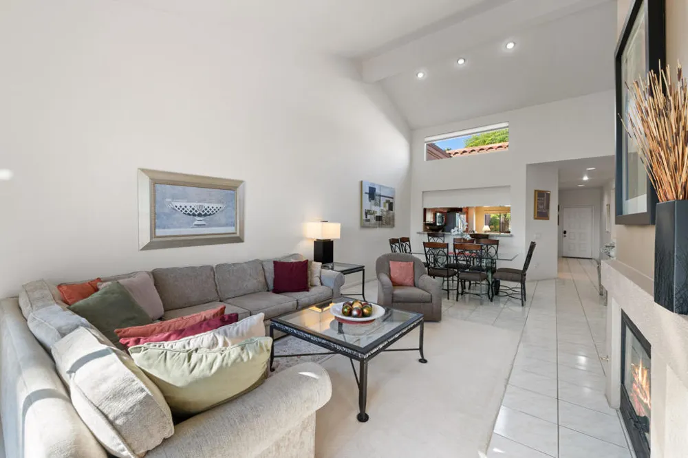 38118 Zinnia Lane E Palm Desert, CA 92211