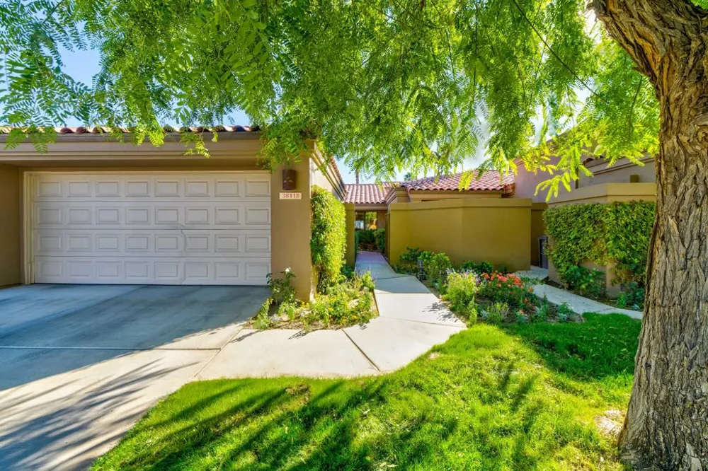 38118 Zinnia Lane E Palm Desert, CA 92211