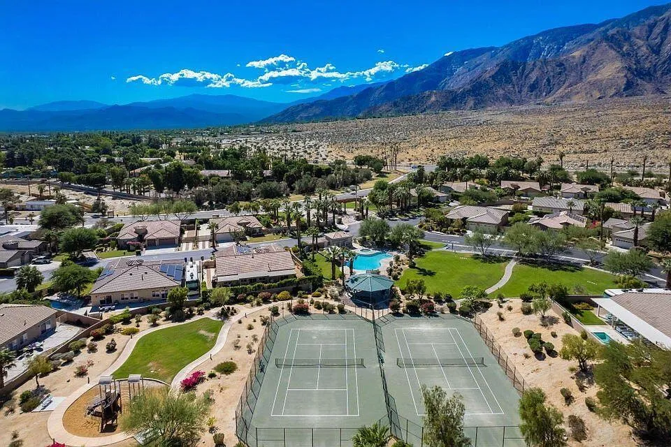 3941 Mission Peak Palm Springs, CA 92262