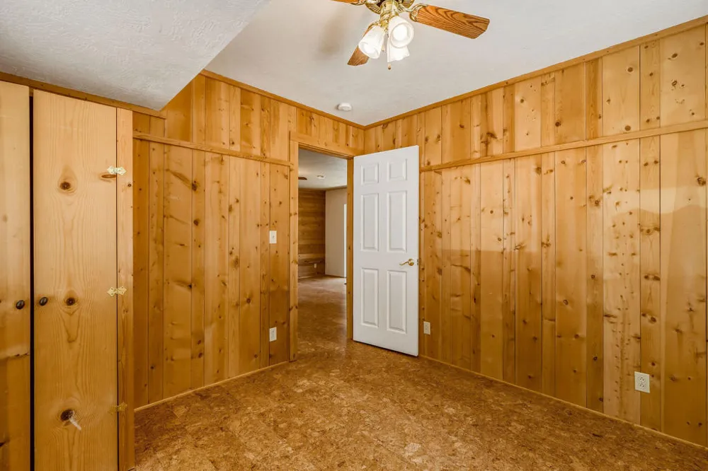 25265 Foster Lake Road Idyllwild, CA 92549