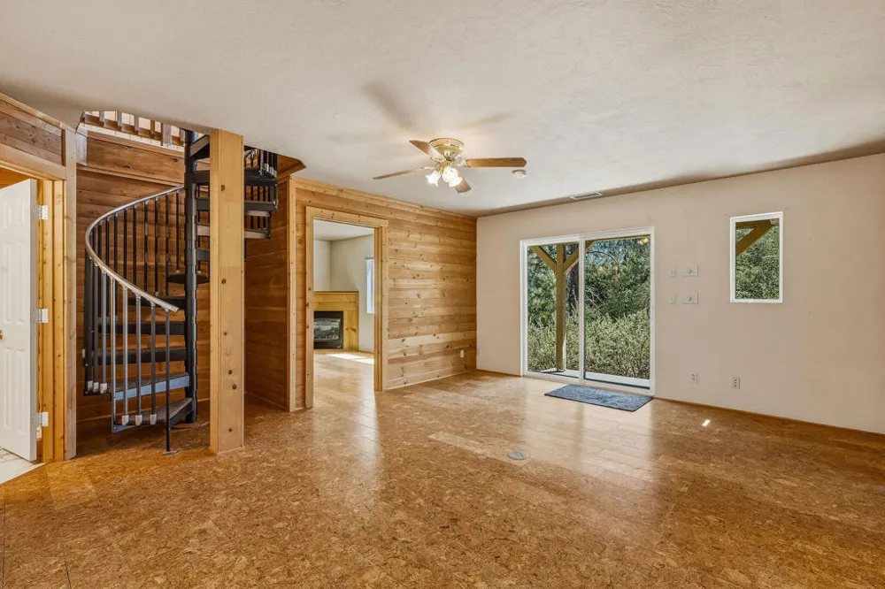25265 Foster Lake Road Idyllwild, CA 92549