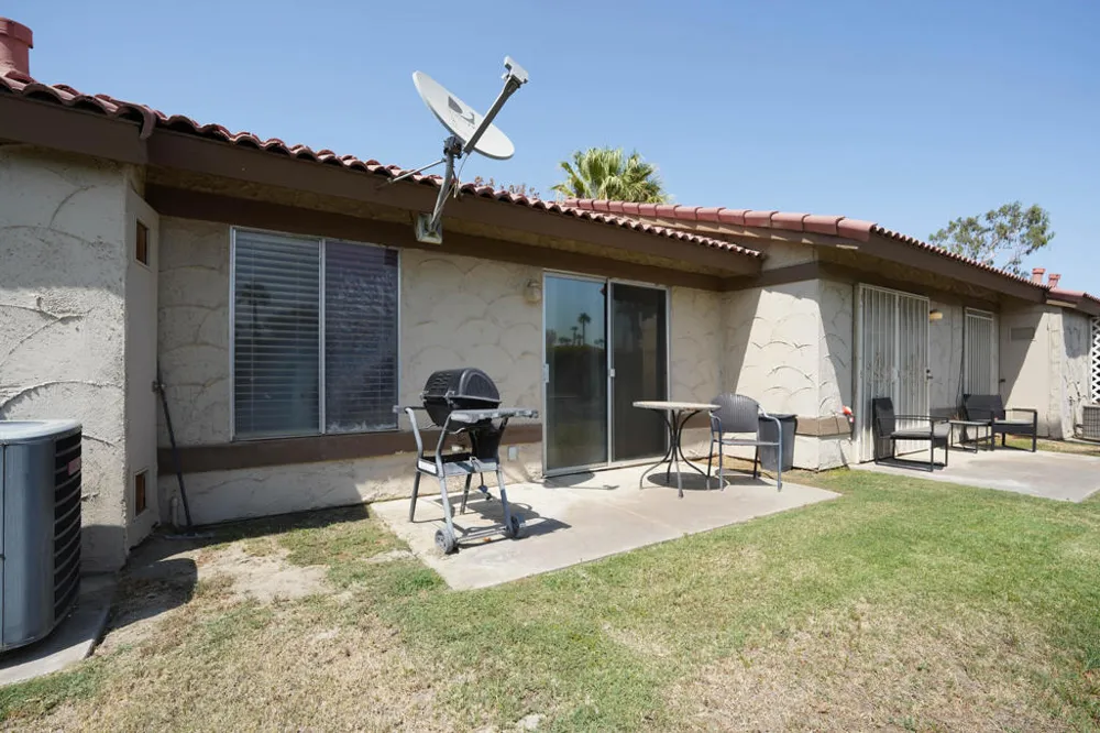 82075 Country Club Drive #22 Indio, CA 92201