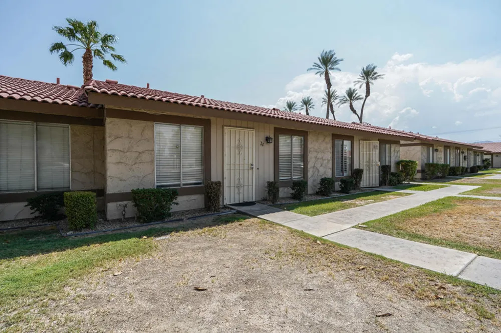 82075 Country Club Drive #22 Indio, CA 92201