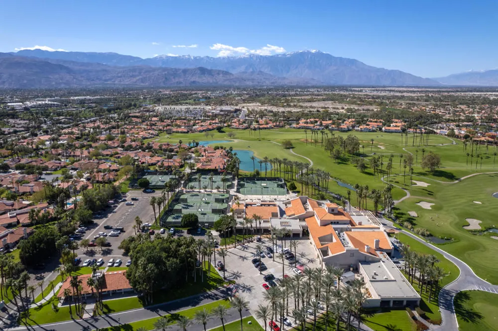 752 Vista Lago Drive Palm Desert, CA 92211
