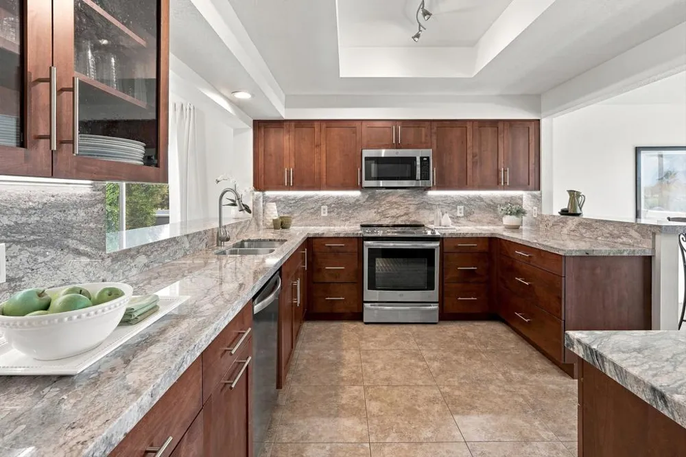 752 Vista Lago Drive Palm Desert, CA 92211
