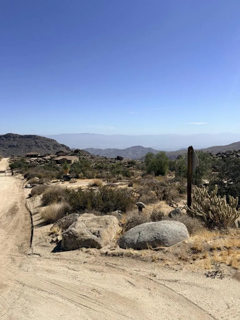 Ave Encino Mountain Center, CA 92561