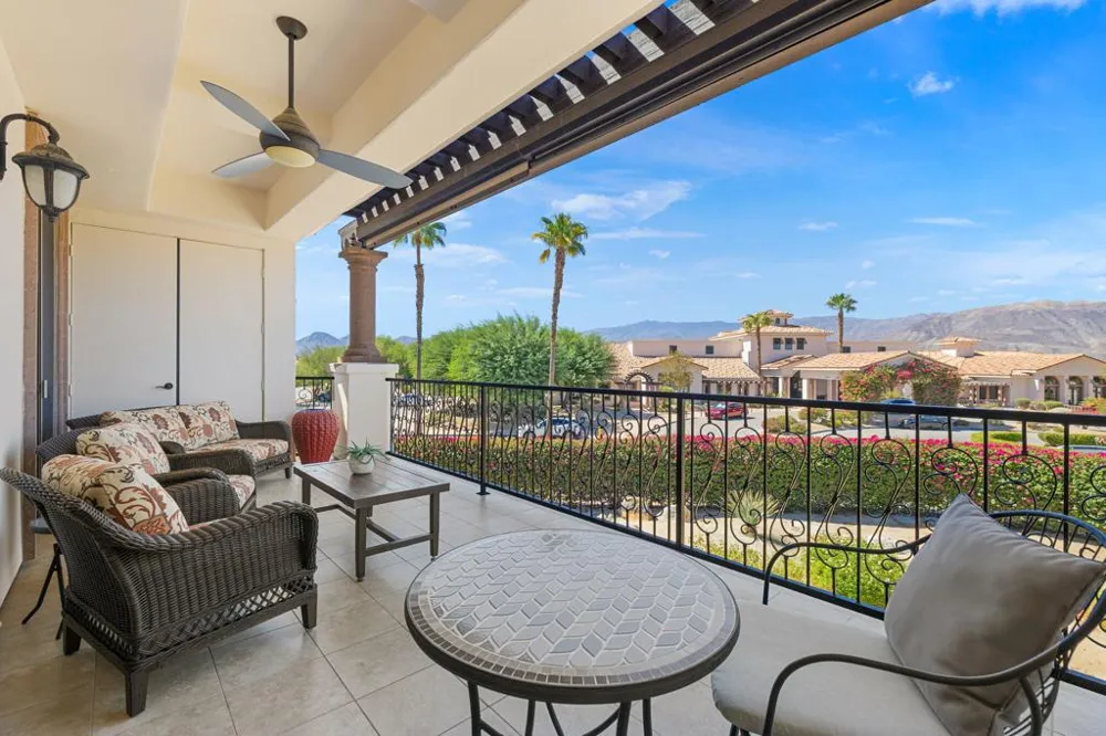1611 Via San Martino Palm Desert, CA 92260
