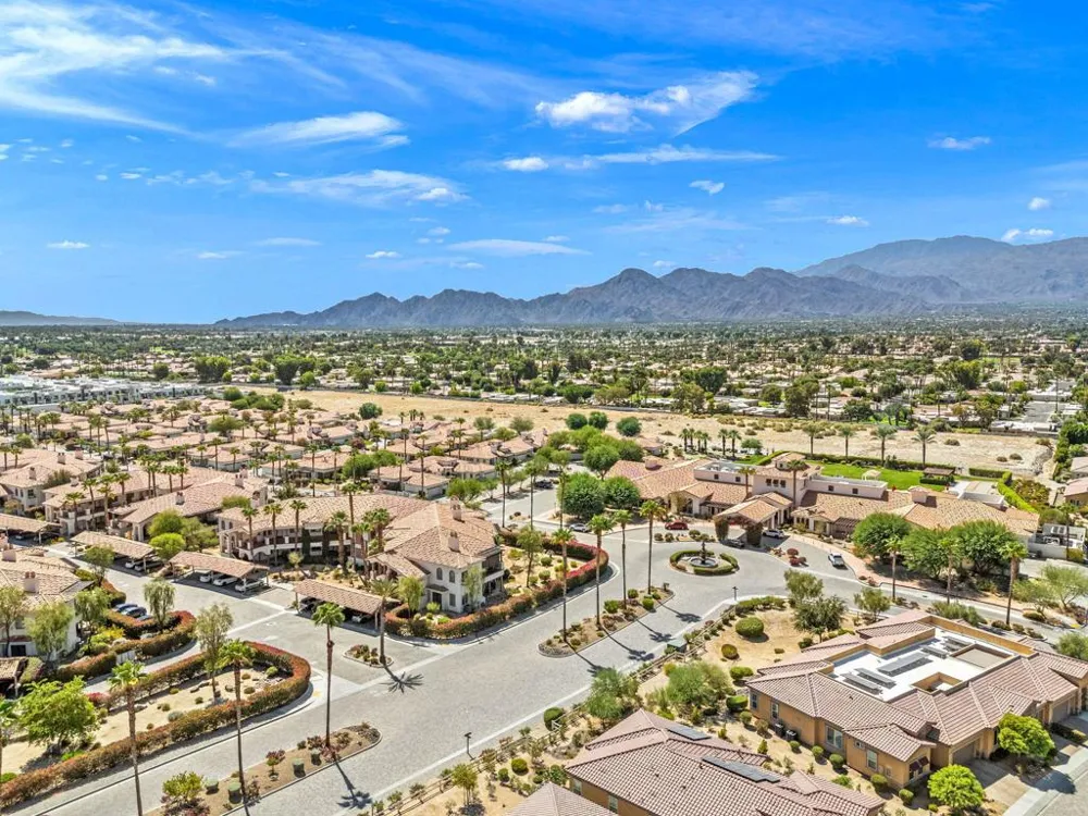 1611 Via San Martino Palm Desert, CA 92260