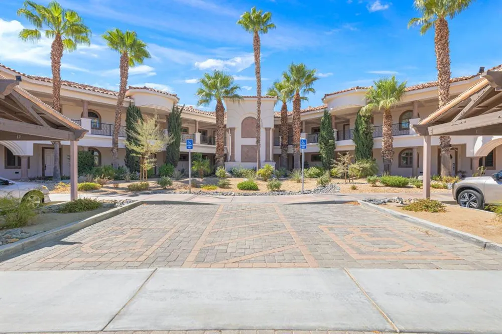 1611 Via San Martino Palm Desert, CA 92260