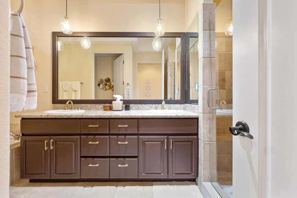 1611 Via San Martino Palm Desert, CA 92260