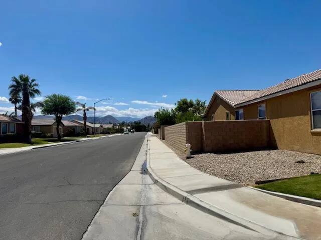 47497 Lagoon Court Indio, CA 92201